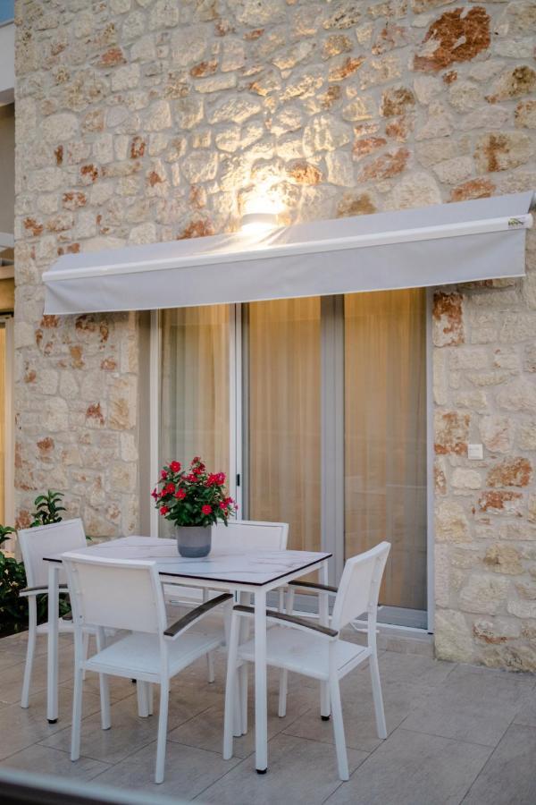Casale Villa Nikiti  Buitenkant foto
